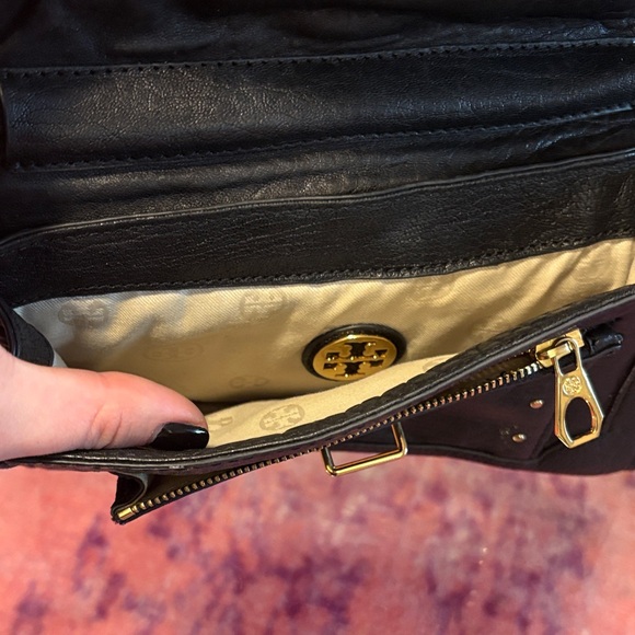 Tory Burch Black Textured Crossbody Bag - Picture 4 of 4